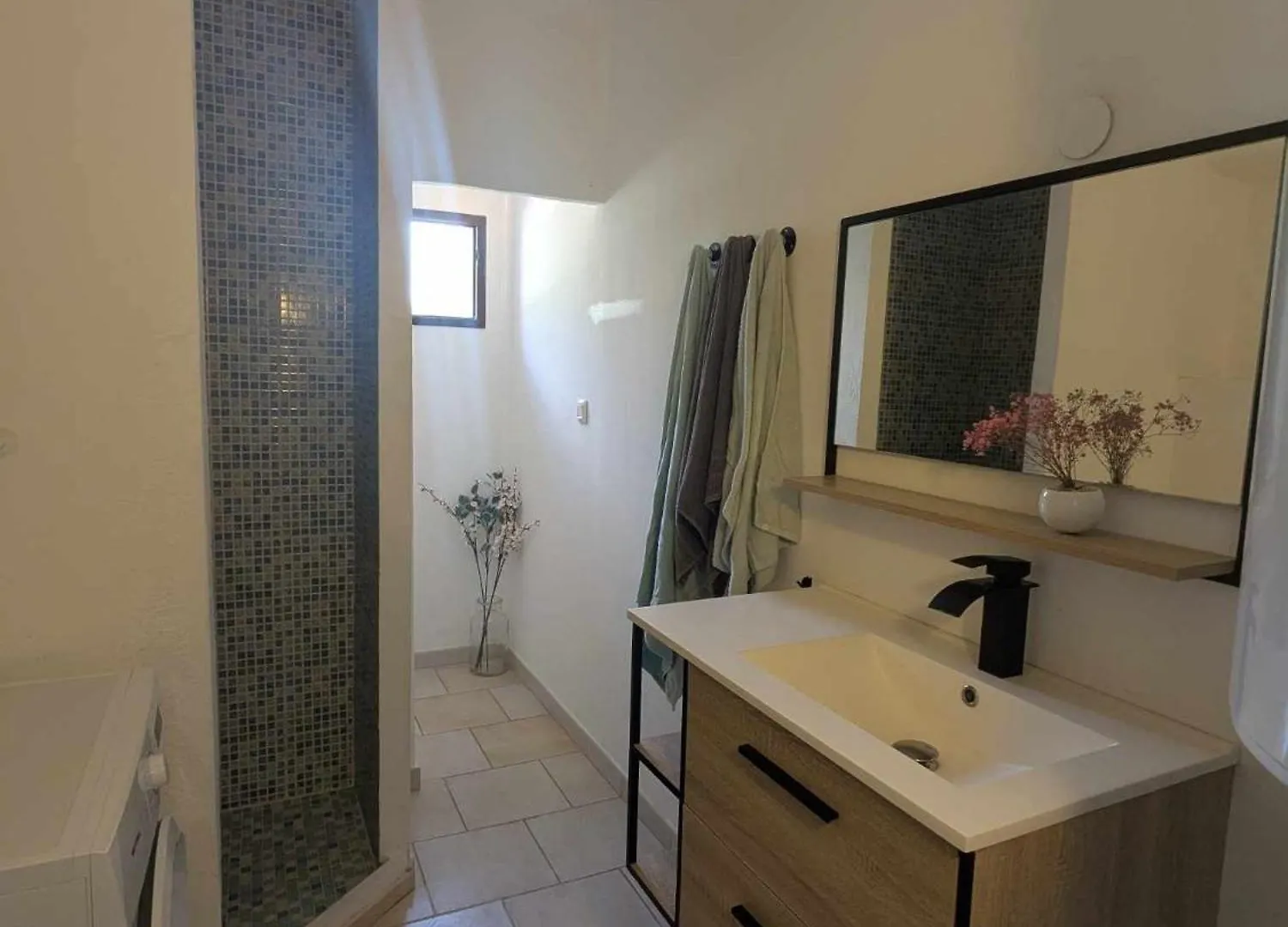 Gite The Butterfly - 1 Bedroom And Mezzanine Monteux Apartment